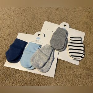 Bundle - baby socks & mittens